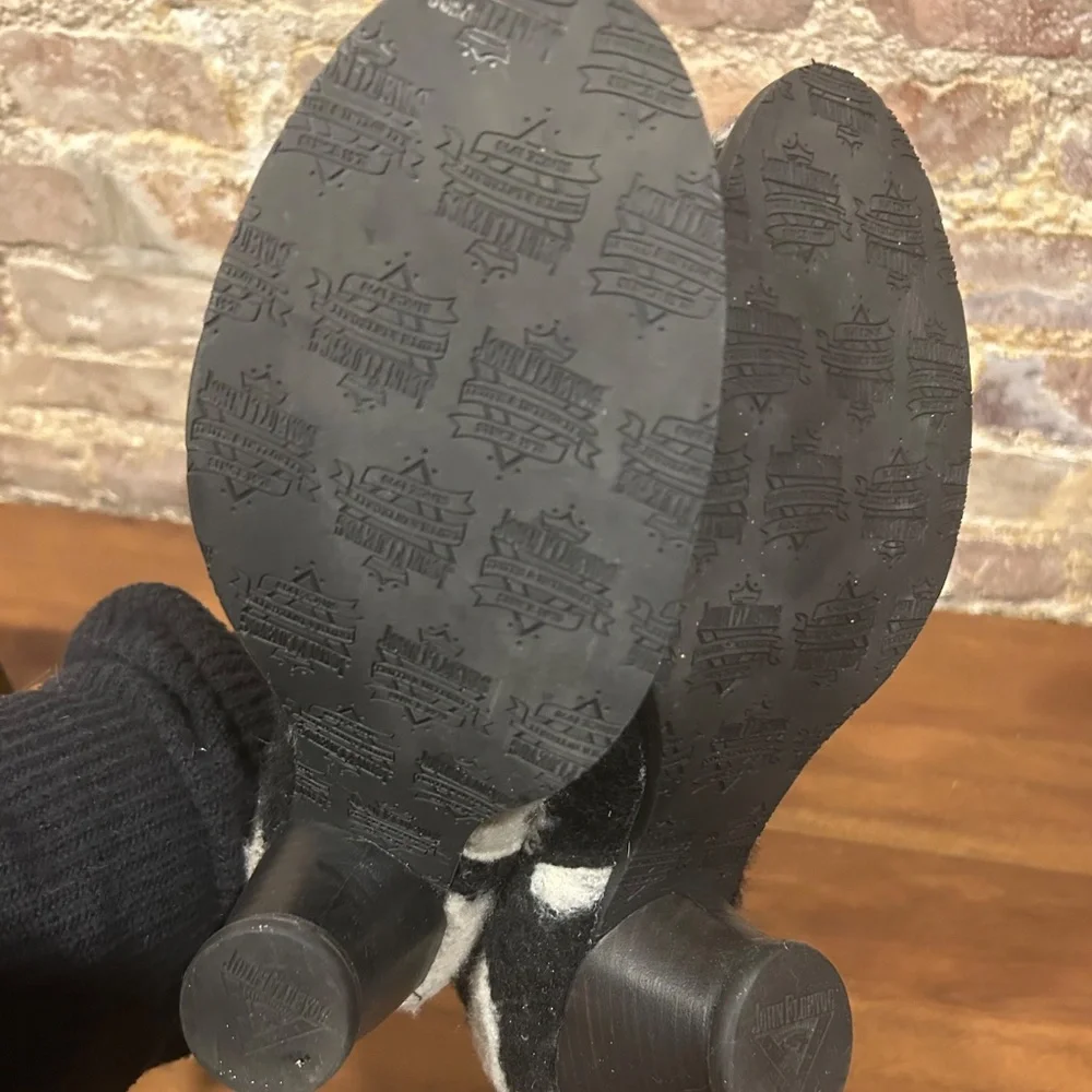 John Fluevog x Anna Sui Odlum Brogue Chelsea Boot - Picture 13 of 13